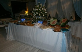 T BEACH Mezzaluna