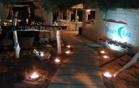 T BEACH Mezzaluna